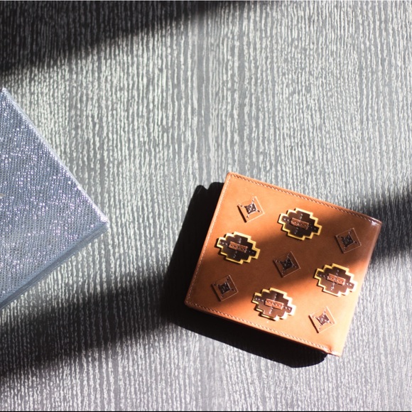 NEW PRADA TABACCO FLUME LEATHER METAL LOGO WALLET - Picture 3 of 7